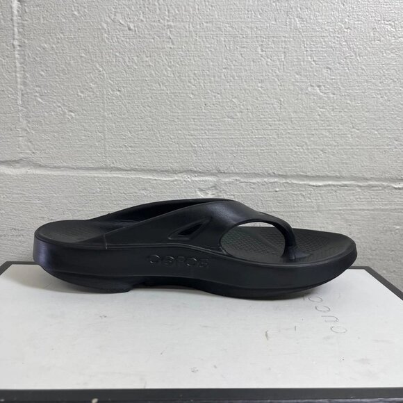 OOFOS OOlala Black Recovery Sandals Thong Slide Slip On Women's 10 Men's 8 - Picture 2 of 8